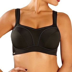 🏃‍♀️ Chantelle hi impact convertible sports bra